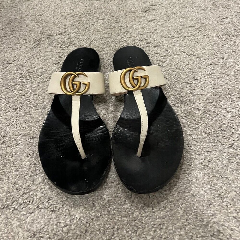 Gucci Marmont Leather Thong Sandals with Double G - Women's Size 38.5 - White